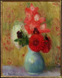 緑の花瓶のフラワーアレンジメント